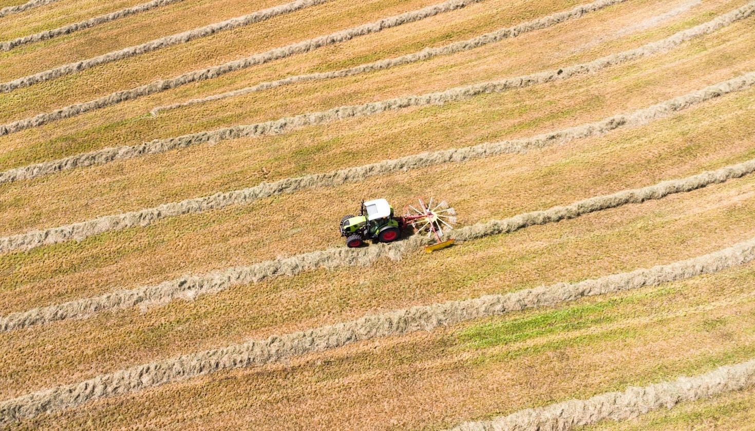 Read more about the article How to Maintain Your Tractor Like a Pro