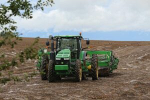 Read more about the article Top 5 Benefit ! What Is the Tractor Used For?