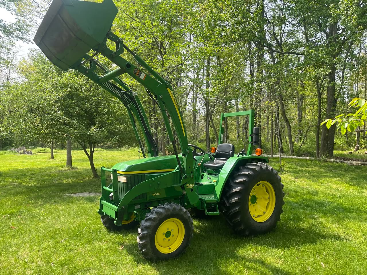 john deere compact tractors